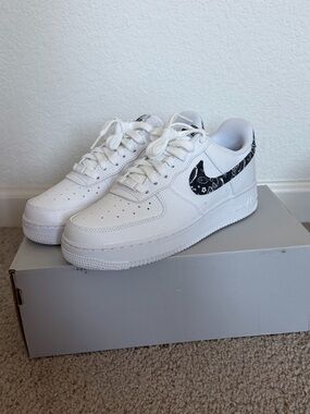 Nike Air Force 1 Low White Black Paisley Swoosh